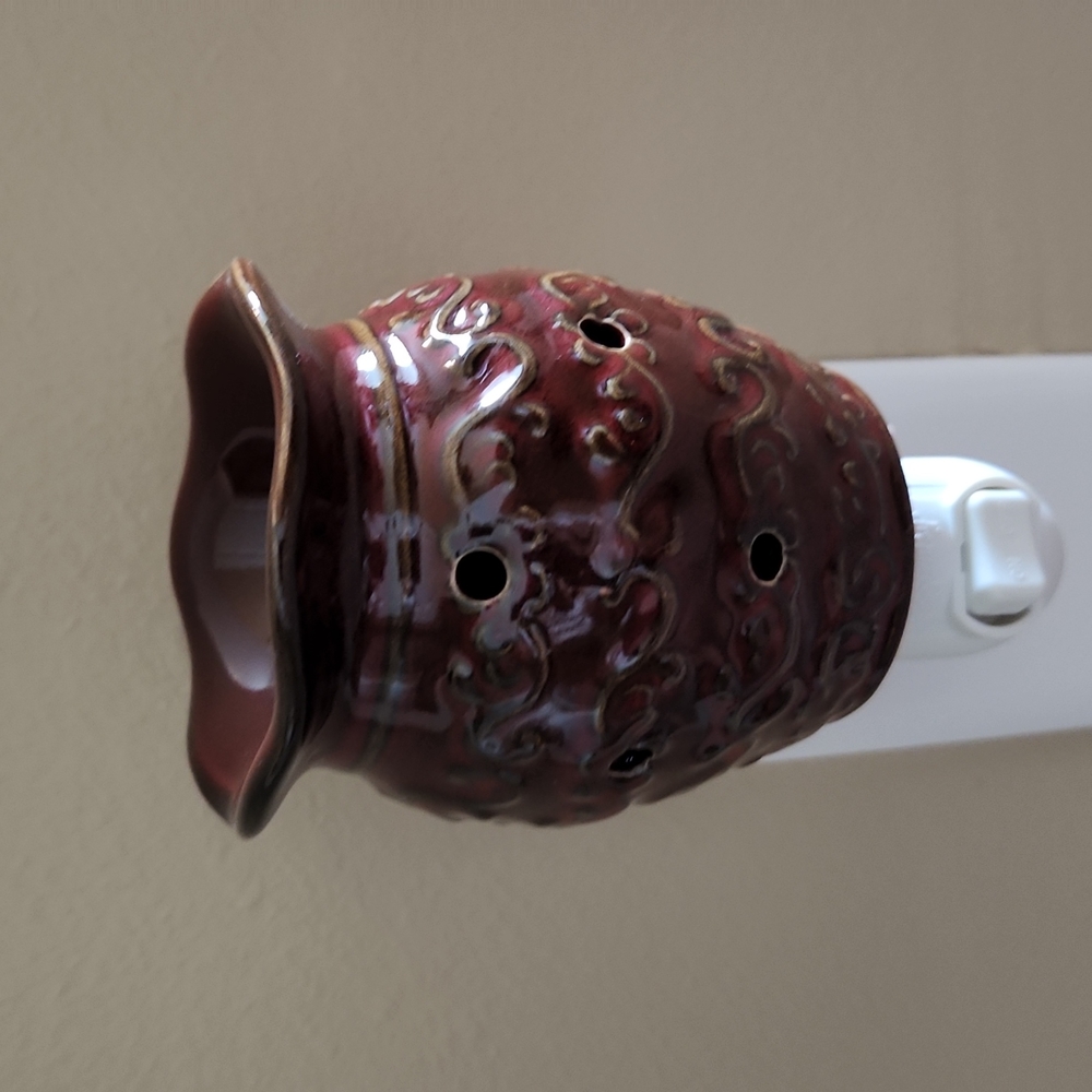 NIB Roma Scensy Plug-In - Picture 2 of 4